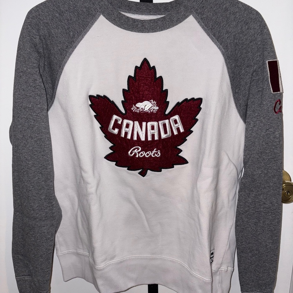 Roots Canada Sweatshirt with Maple Leaf Design